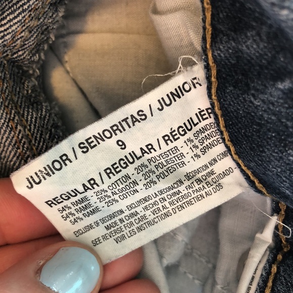 Jean Capris - Picture 3 of 4